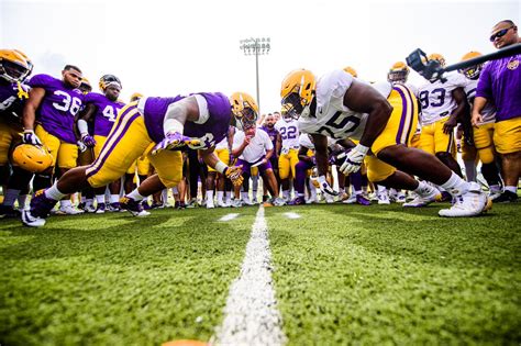 BATON ROUGE – LSU’s Jayden Daniels picked up his first national honor on Thursday as he was named the recipient of the 2023 Johnny Unitas Golden Arm Award, the Johnny. . Www lsusports net